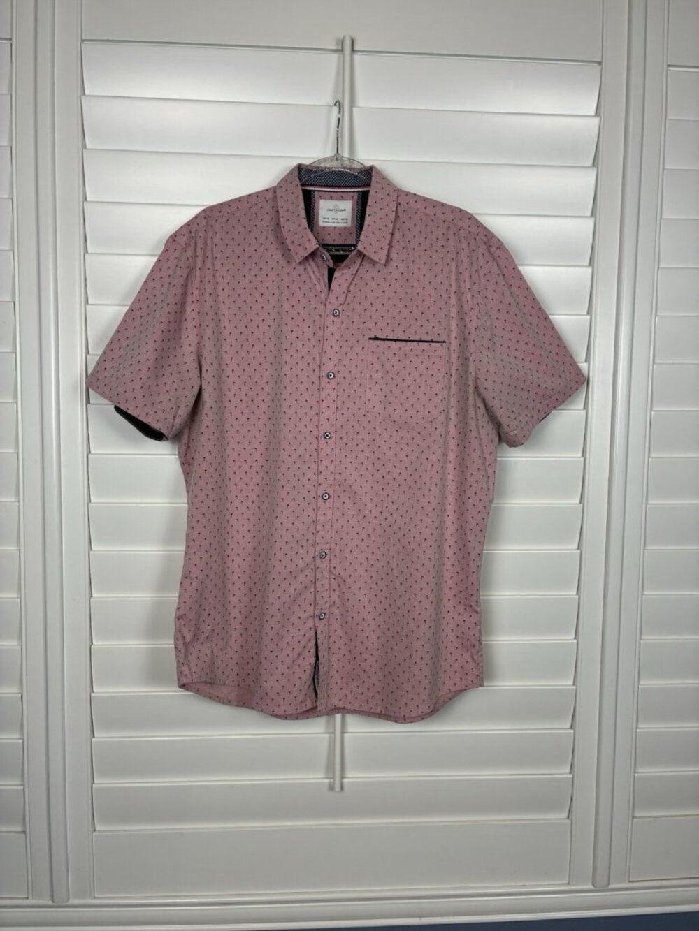 Craft + Flow Men’s XL Pink Palm Tree Print Short Sleeve Button Up Shirt